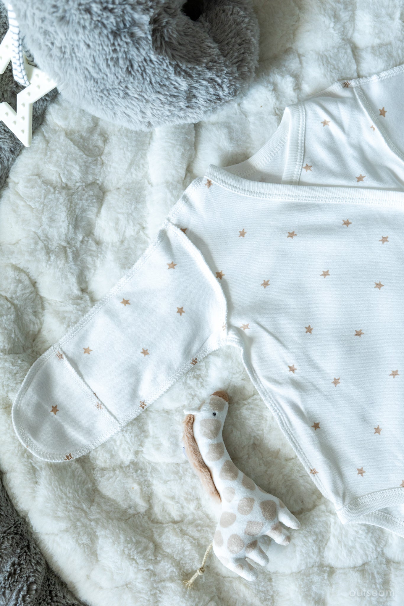 Outseam Bodysuit Brown Stars — detail view 2